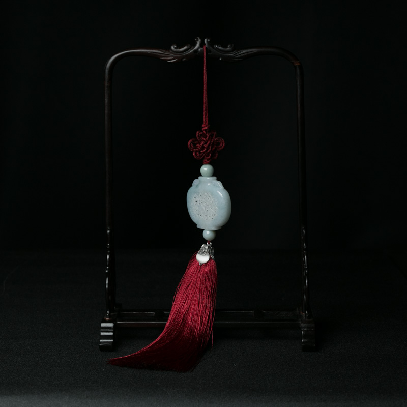 飘花翡翠宝瓶车挂-红掌柜