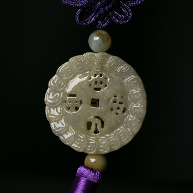 天然黄翡镂雕招财进宝车挂-红掌柜