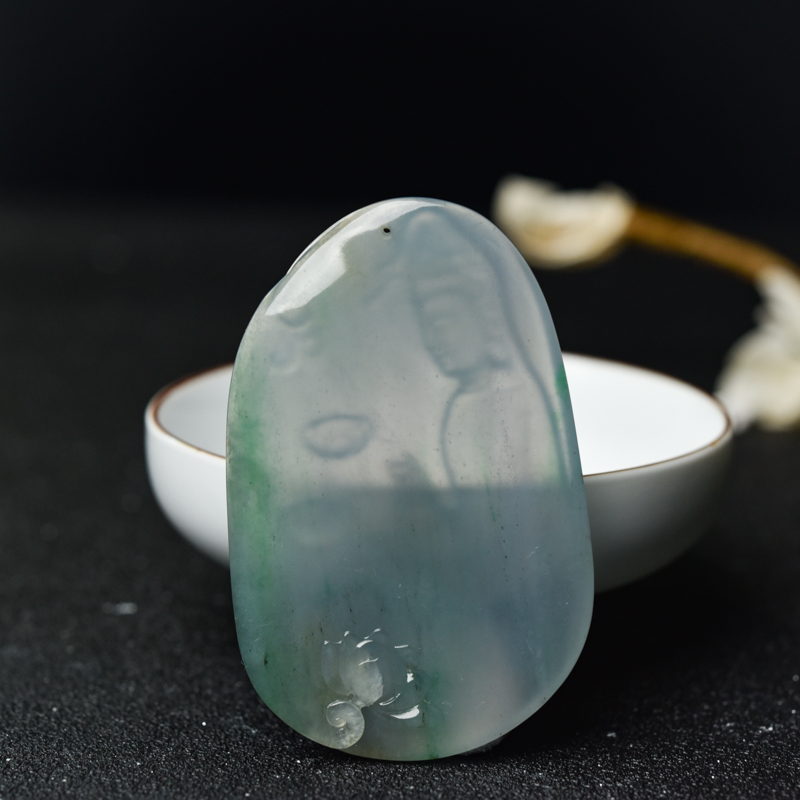 缅甸糯冰种飘翠翡翠观音吊坠-红掌柜