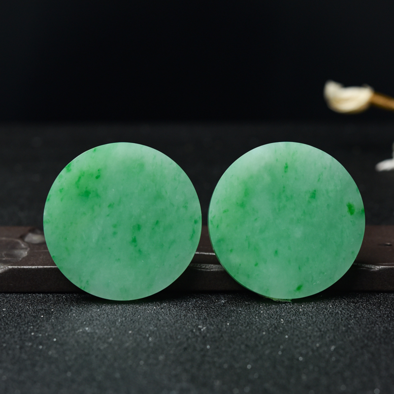 糯种飘翠翡翠吊坠（两件）-红掌柜