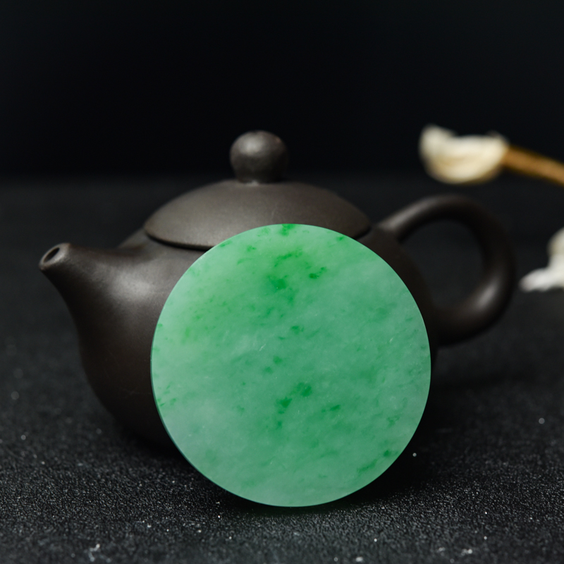 糯种飘翠翡翠圆牌吊坠-红掌柜