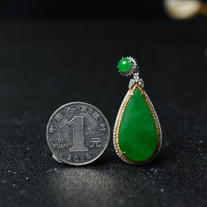 18K金镶钻糯种翠绿翡翠水滴吊坠-红掌柜
