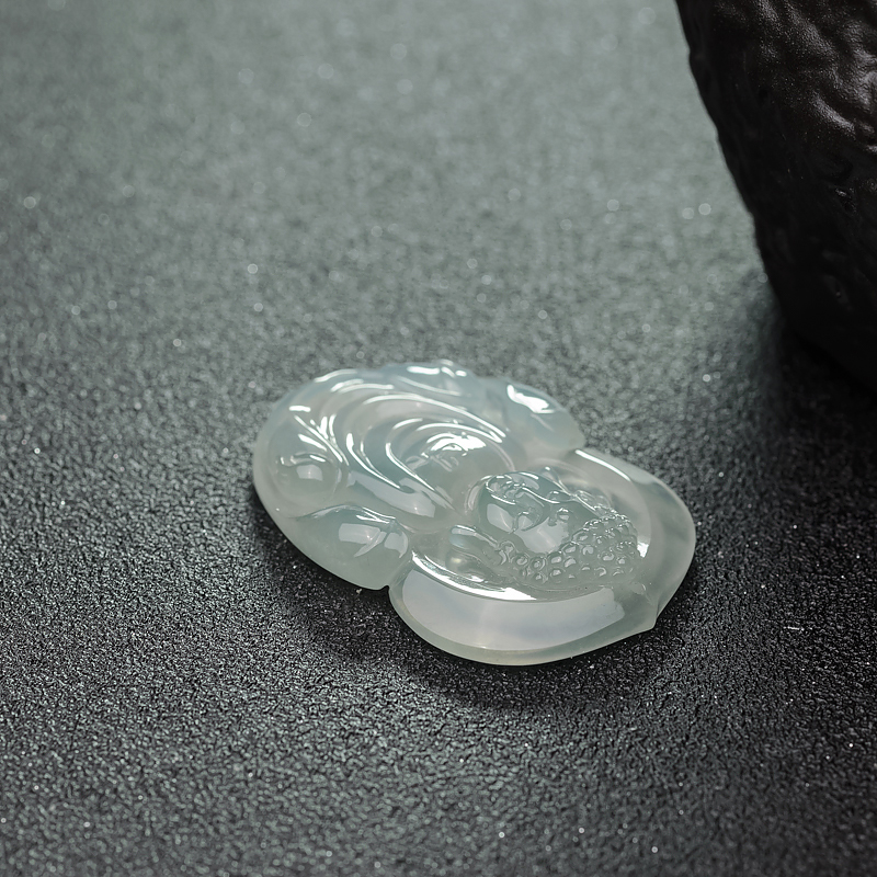 糯冰种浅绿翡翠宝宝佛-红掌柜