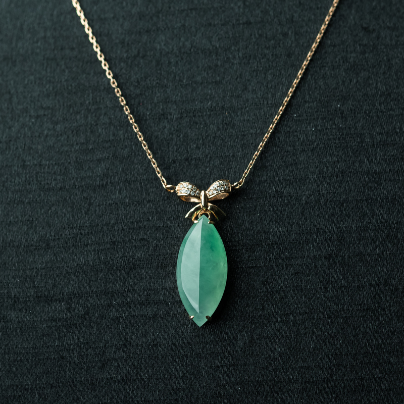 缅甸天然糯冰种晴水翡翠随形吊坠-红掌柜