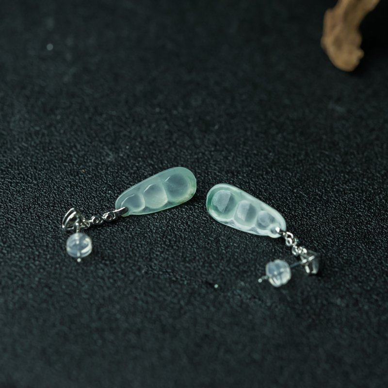 缅甸天然飘花翡翠福豆耳钉-红掌柜