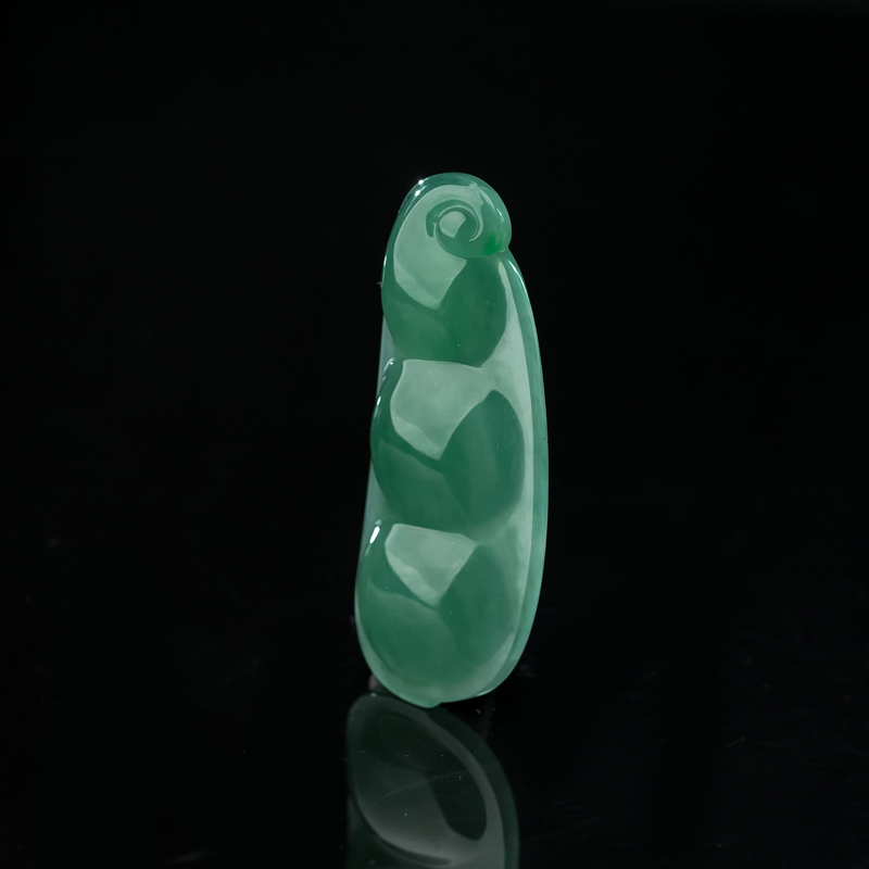 天然糯冰种翠绿翡翠福豆吊坠-红掌柜