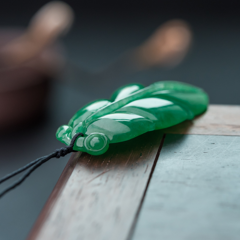 天然翡翠金枝玉叶吊坠-红掌柜