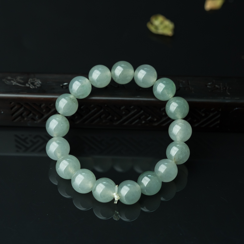 缅甸天然灰绿翡翠手串-红掌柜