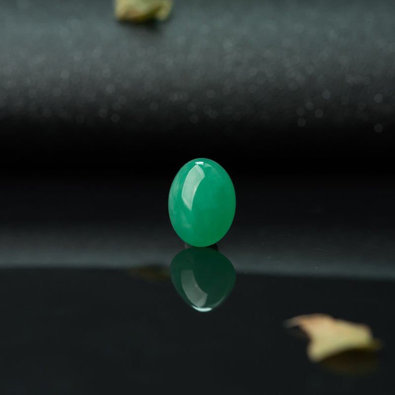 缅甸天然糯种翠绿翡翠戒面-红掌柜