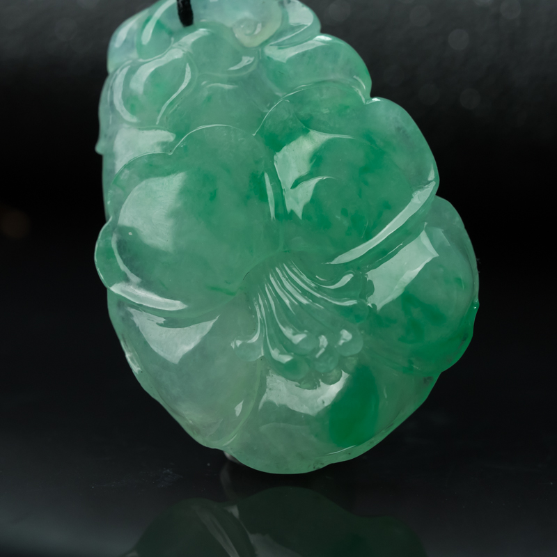 天然翡翠百合花吊坠-红掌柜