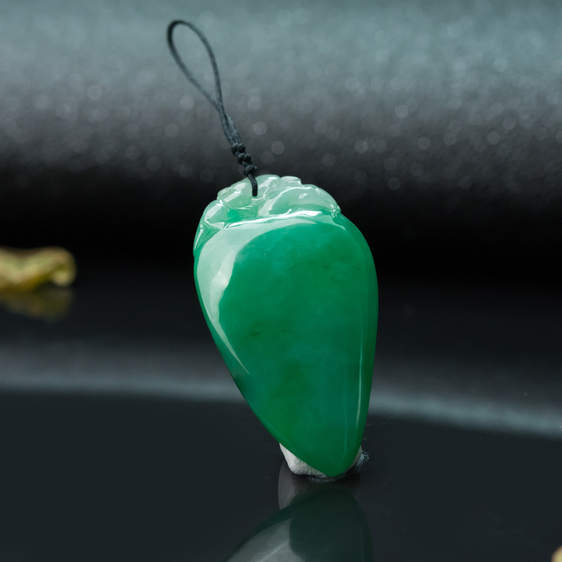 糯种翡翠辣椒吊坠-红掌柜