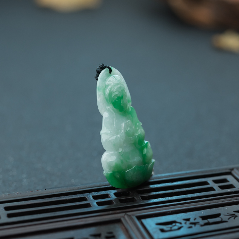 糯种翡翠观音吊坠-红掌柜