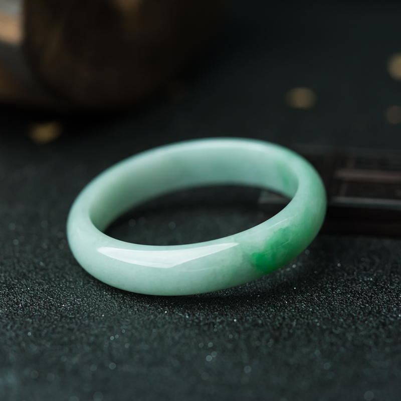 56mm天然缅甸糯种翡翠手镯-红掌柜
