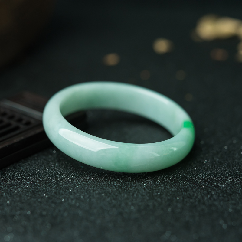 56mm天然缅甸飘翠翡翠手镯-红掌柜