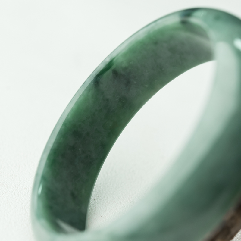 糯种灰绿翡翠手镯-红掌柜
