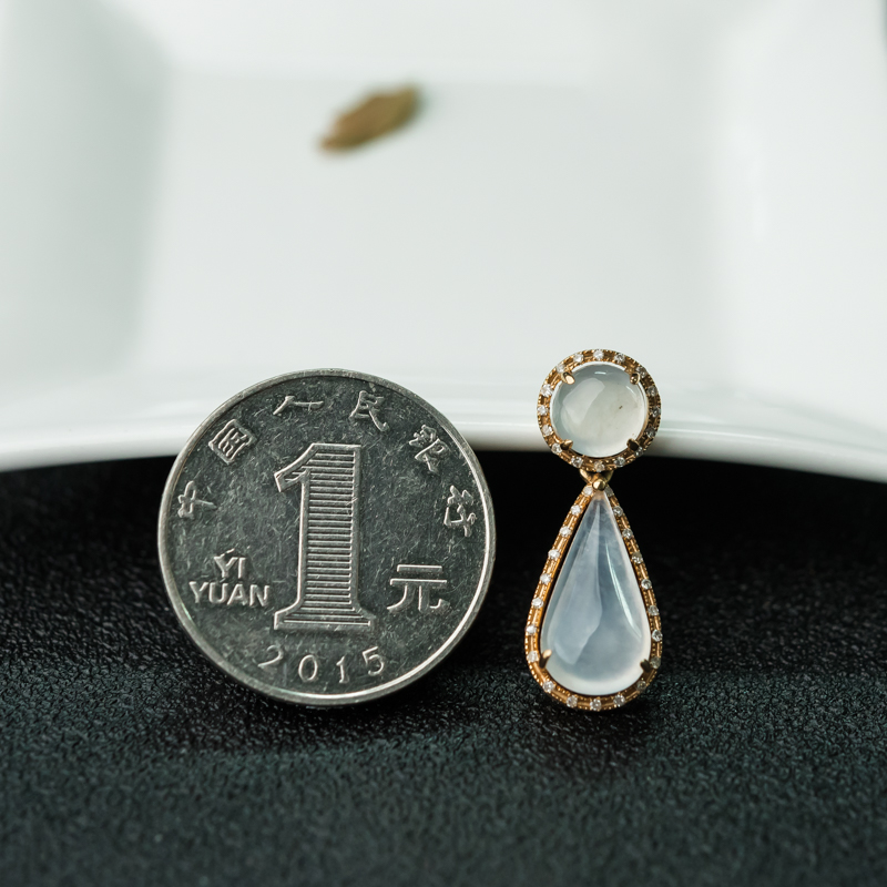 翡翠吊坠-红掌柜