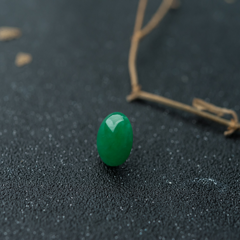 天然糯种苹果绿翡翠蛋面-红掌柜