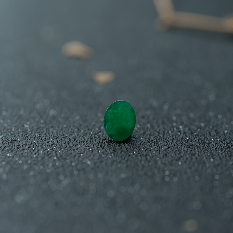 缅甸天然阳绿翡翠蛋面-红掌柜