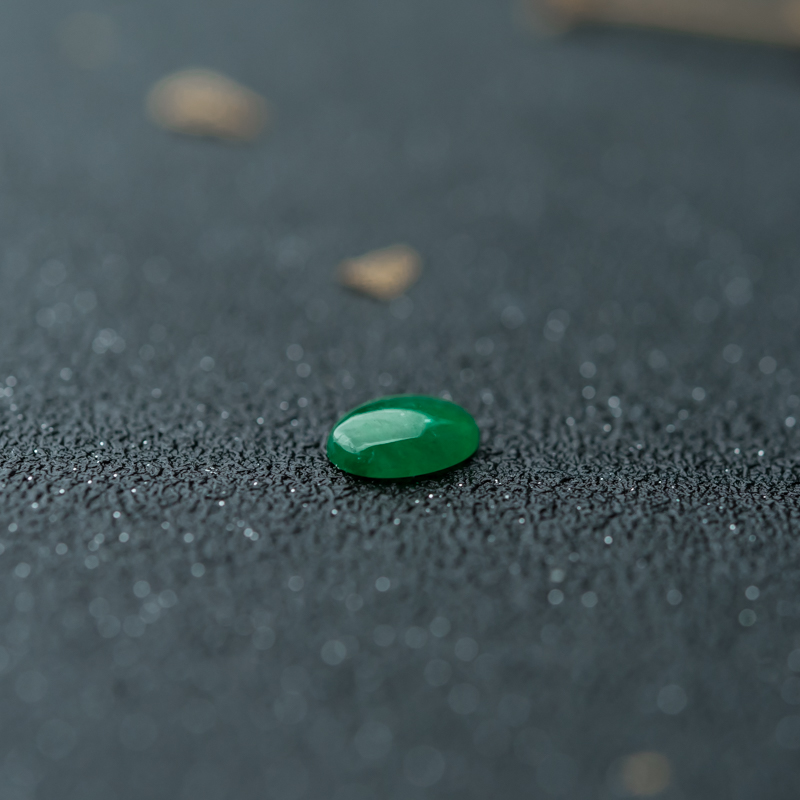 缅甸天然糯冰种翡翠蛋面-红掌柜