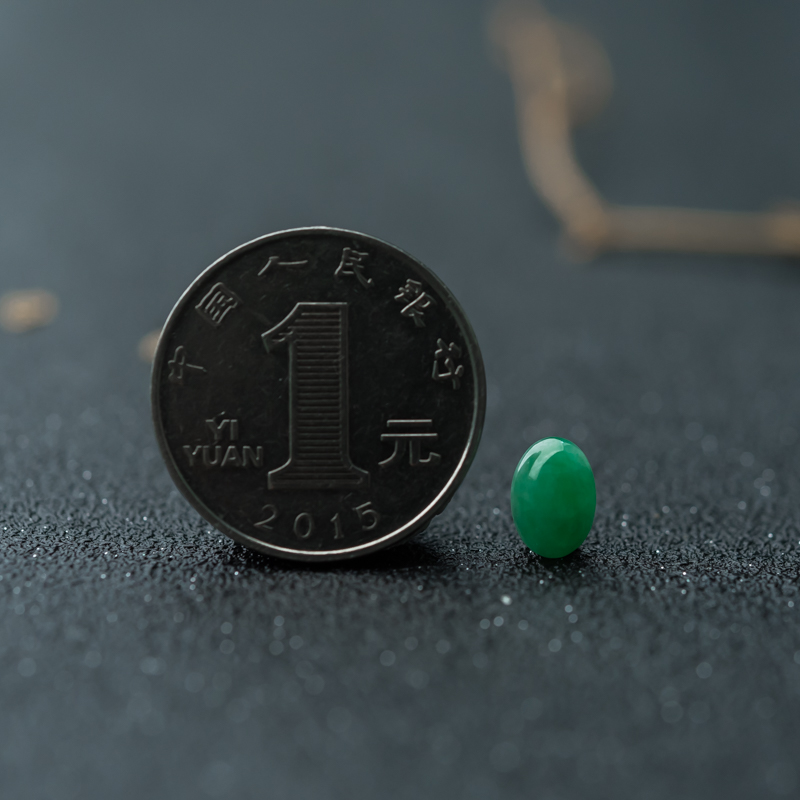 糯冰种翡翠蛋面-红掌柜