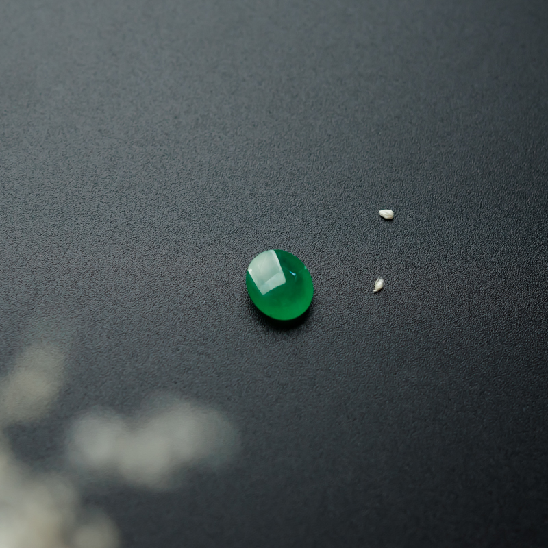 翡翠蛋面-红掌柜