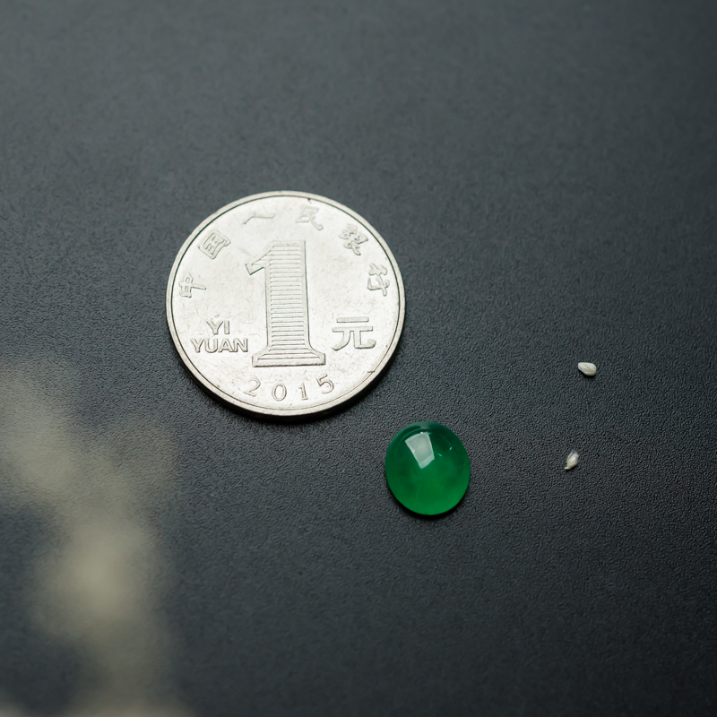 缅甸天然翡翠蛋面-红掌柜