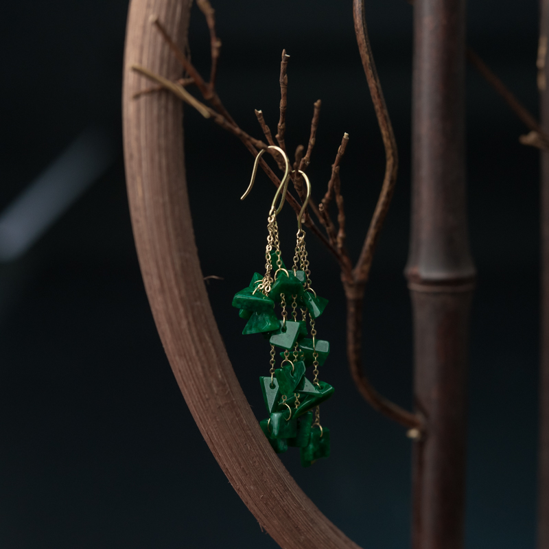 缅甸糯种翠绿翡翠耳环-红掌柜