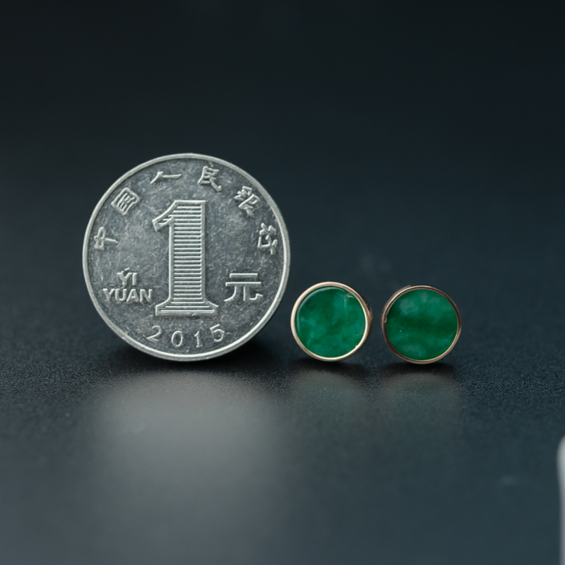 缅甸翠绿翡翠耳钉-红掌柜