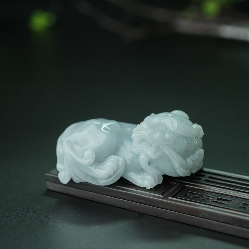 糯种翡翠貔貅手把件-红掌柜