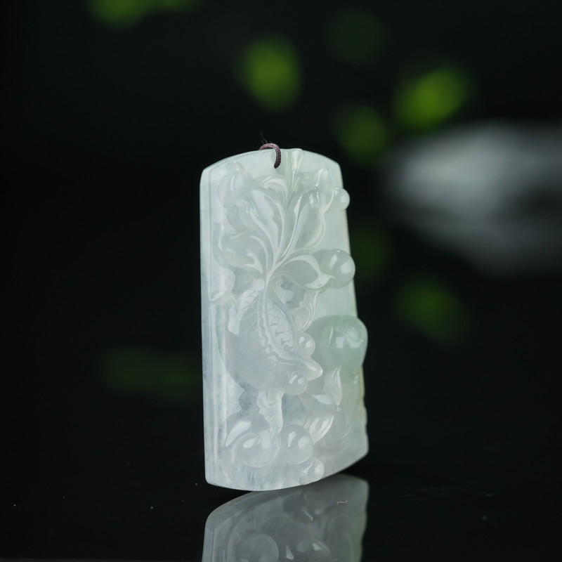 缅甸糯冰种飘翠翡翠年年有余吊坠-红掌柜