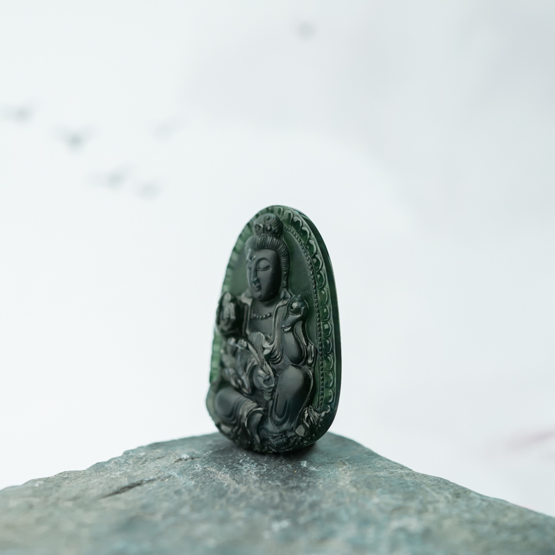 天然冰种深绿翡翠观音吊坠-红掌柜