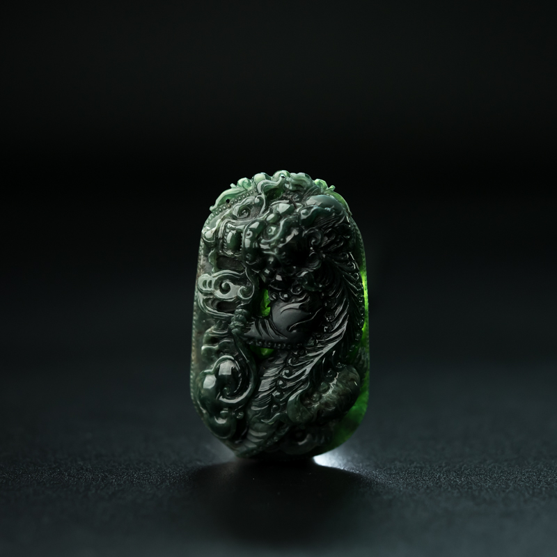 缅甸糯冰种深绿翡翠吊坠-红掌柜