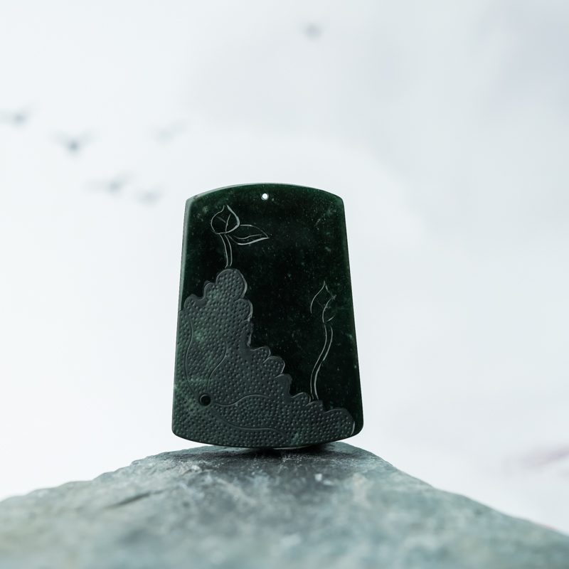 缅甸天然深绿翡翠关公吊坠-红掌柜