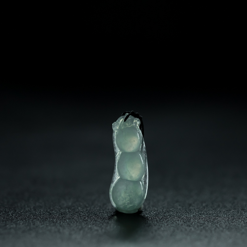 缅甸天然糯冰种飘花翡翠吊坠-红掌柜