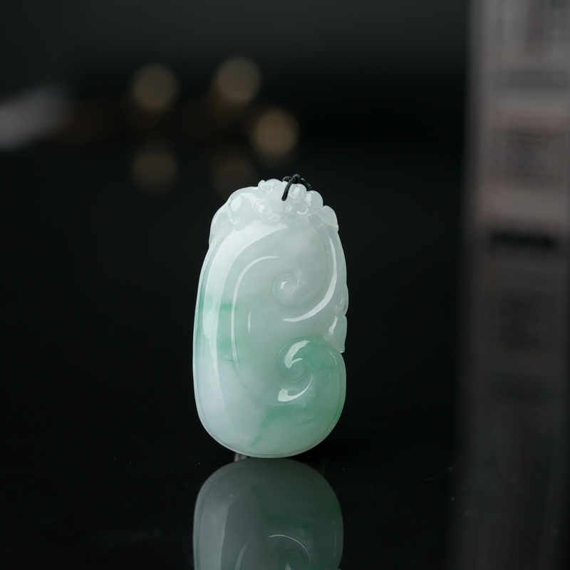 缅甸天然糯种飘翠翡翠如意吊坠-红掌柜