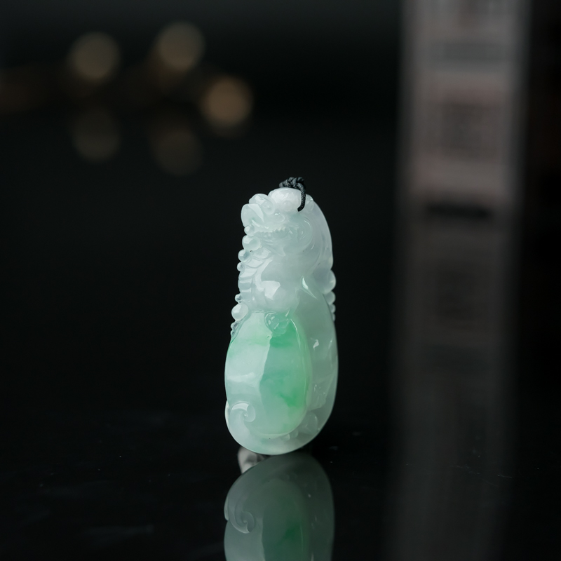 缅甸糯种飘翠翡翠貔貅吊坠-红掌柜