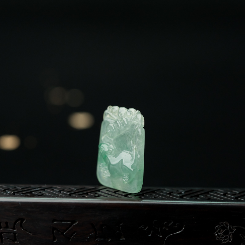 天然糯冰种飘翠翡翠子鼠吊坠-红掌柜