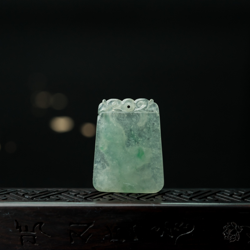 缅甸天然飘翠翡翠寅虎吊坠-红掌柜