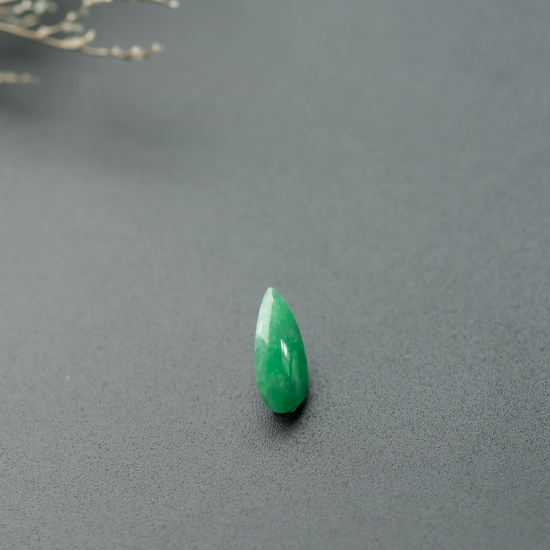缅甸糯种翠绿翡翠水滴戒面-红掌柜