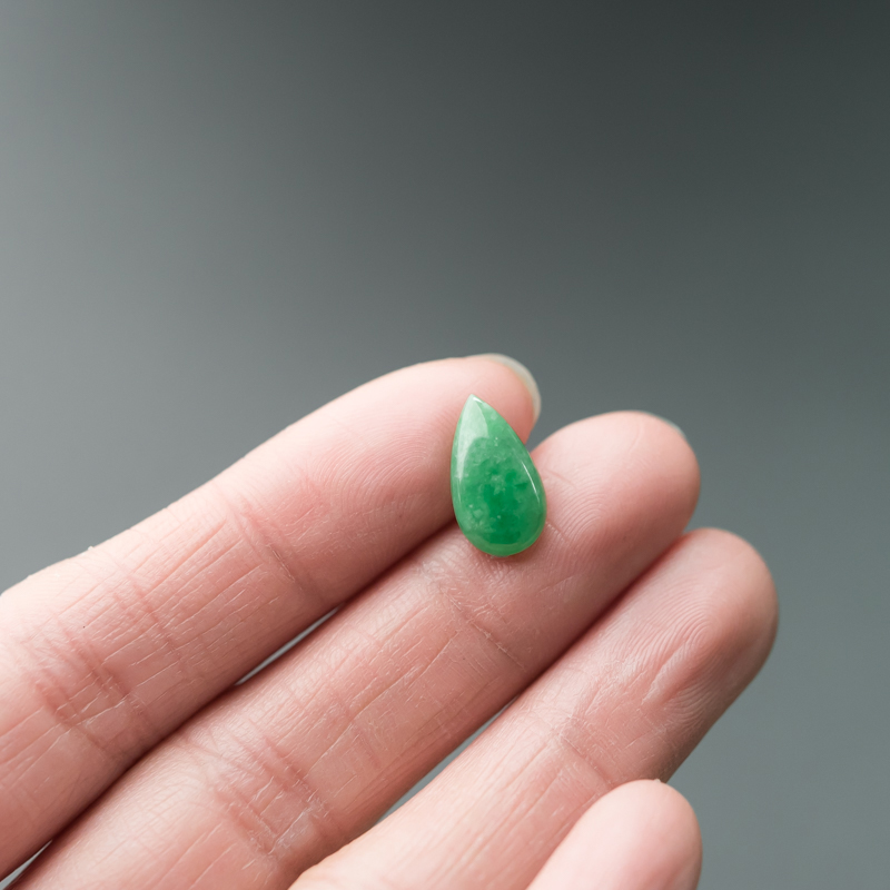 缅甸天然糯种翠绿翡翠戒面-红掌柜