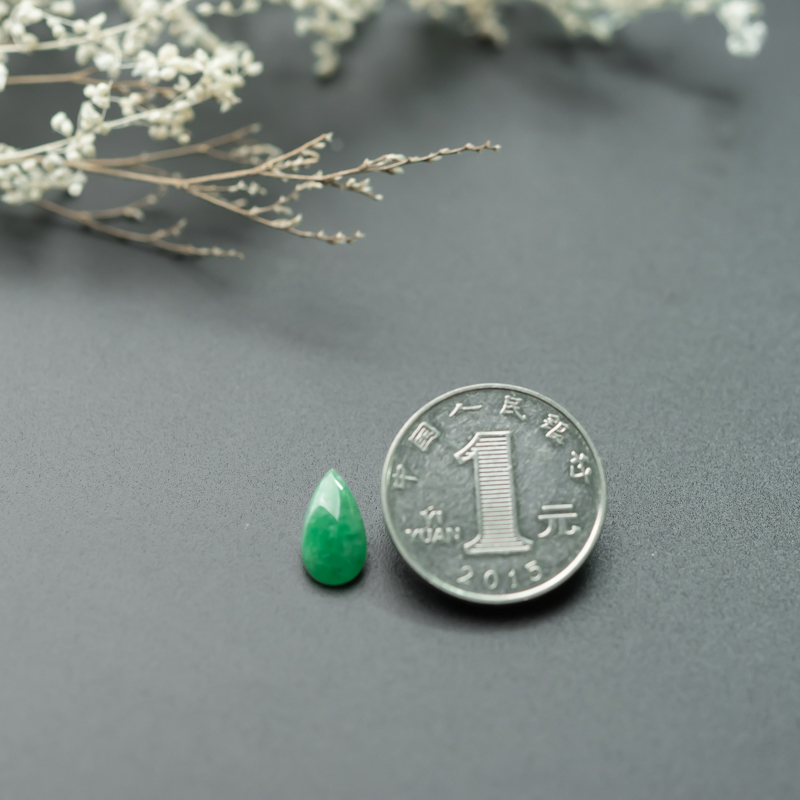 翠绿翡翠水滴戒面-红掌柜