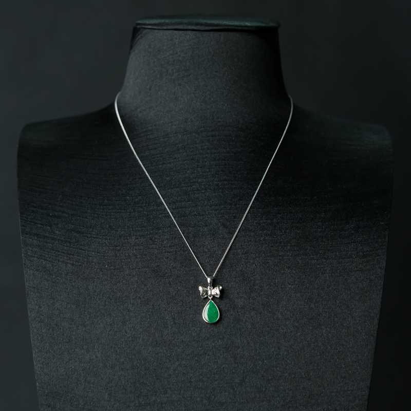 翡翠水滴吊坠-红掌柜