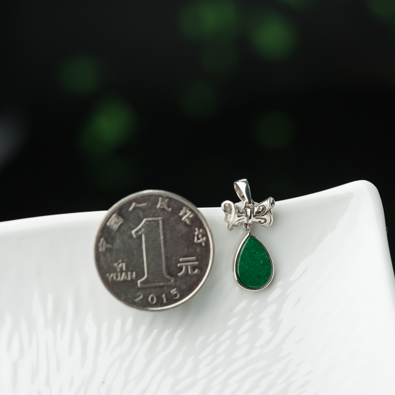 天然翡翠水滴吊坠-红掌柜