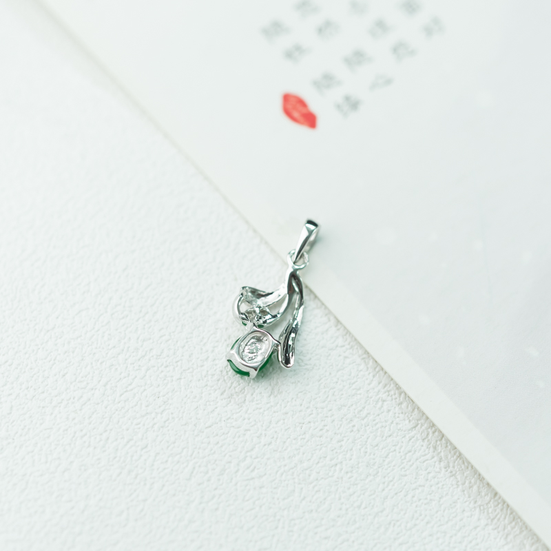 糯种翡翠随形吊坠-红掌柜