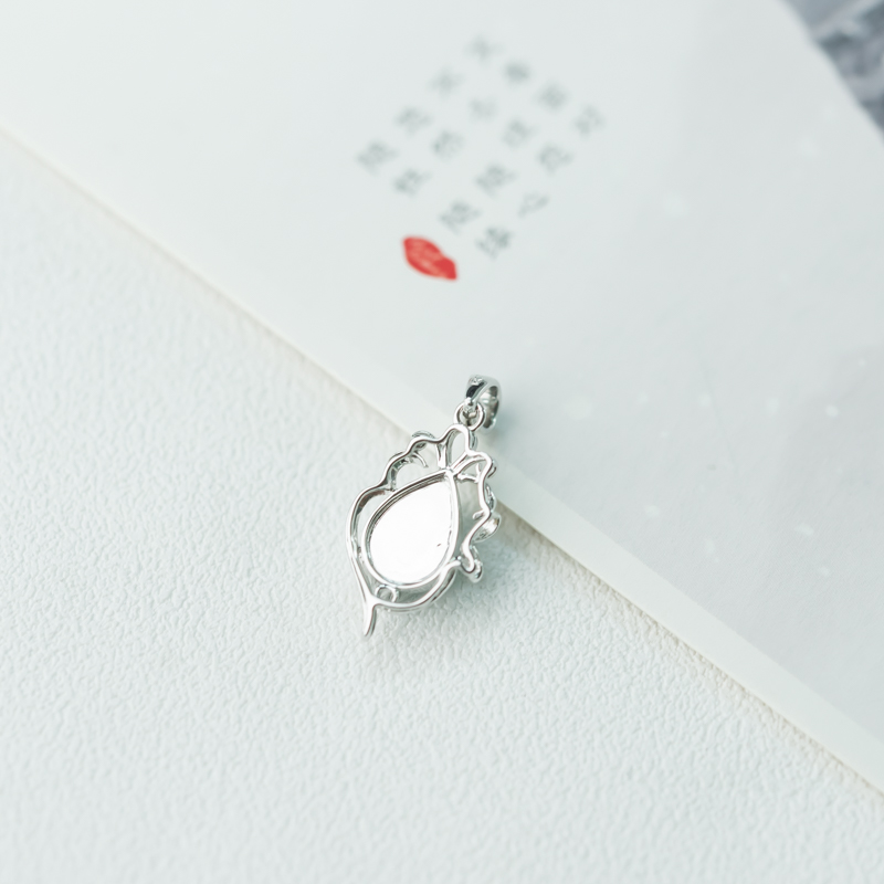 翡翠水滴吊坠-红掌柜