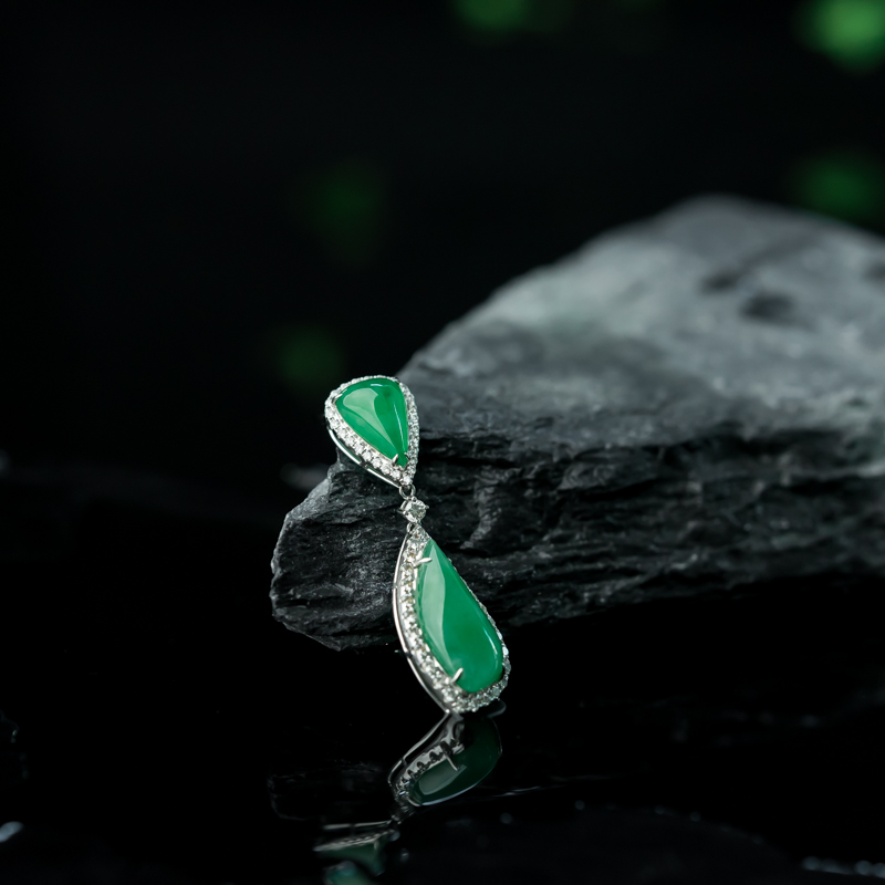 18K阳绿翡翠吊坠-红掌柜