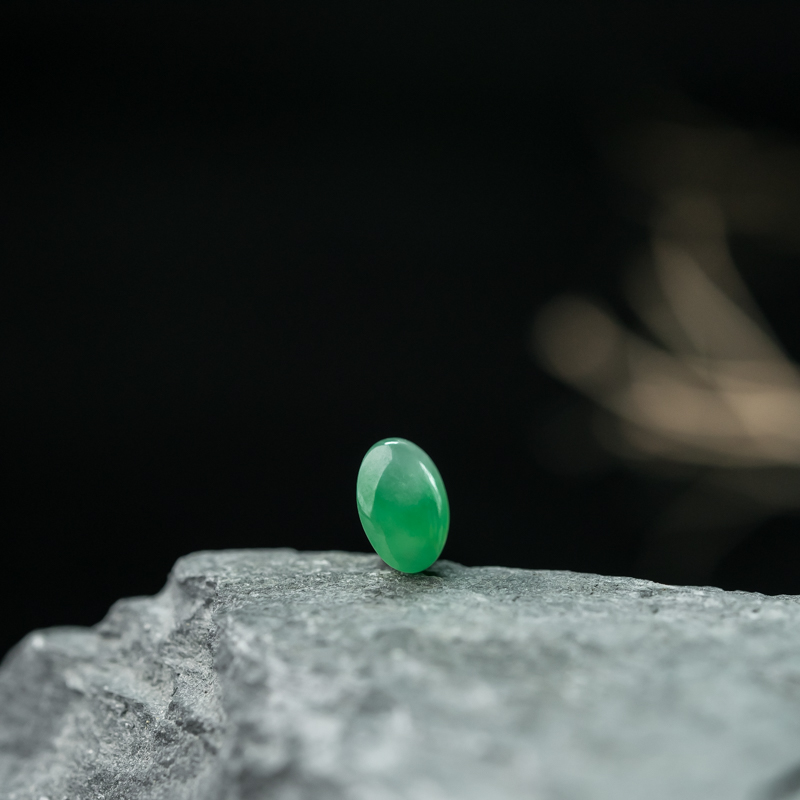 缅甸糯种翠绿翡翠戒面-红掌柜