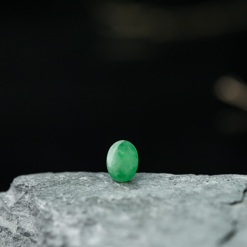 缅甸天然翠绿翡翠戒面-红掌柜