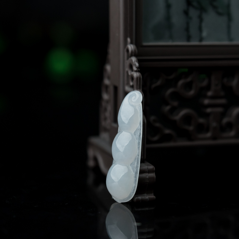 天然糯冰种翡翠福豆吊坠-红掌柜