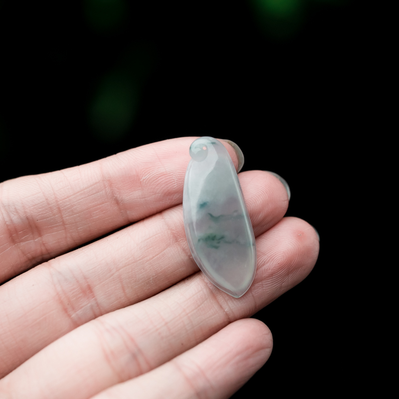 缅甸天然糯冰种飘花翡翠吊坠-红掌柜